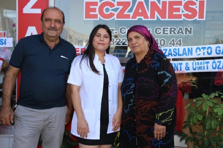 Cansu Eczanesi Kozan’da Törenle Açıldı
