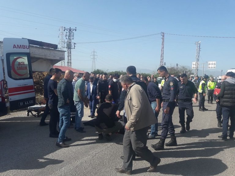 Kozan’da Jandarma Aracı ile Otomobil Çarpıştı 2 Şehit