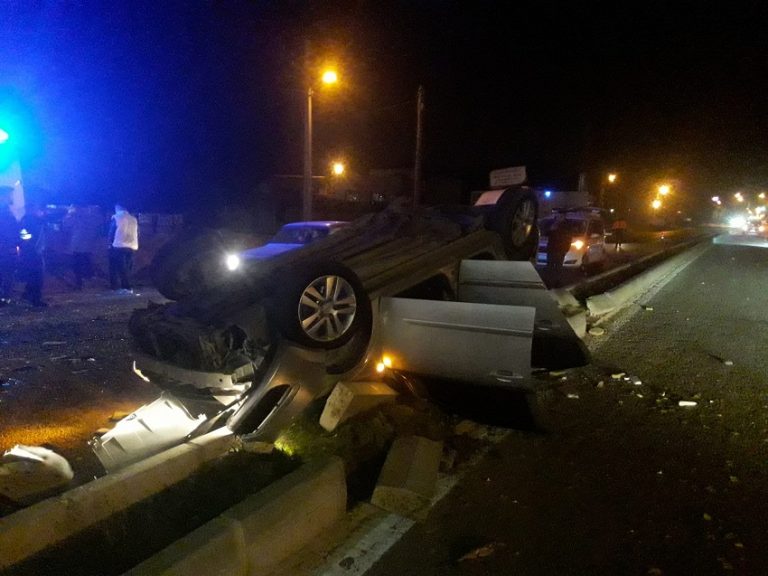 Kozan’da trafik kazası 13 yaralı