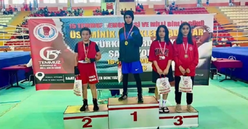 Azra Nur Çetin Avrupa ve Dünya Şampiyonalarında Yarışmayı Hak Etti