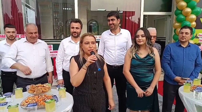 Büşra Saraçoğlu Beauty Center Görkemli Bir Törenle Açıldı