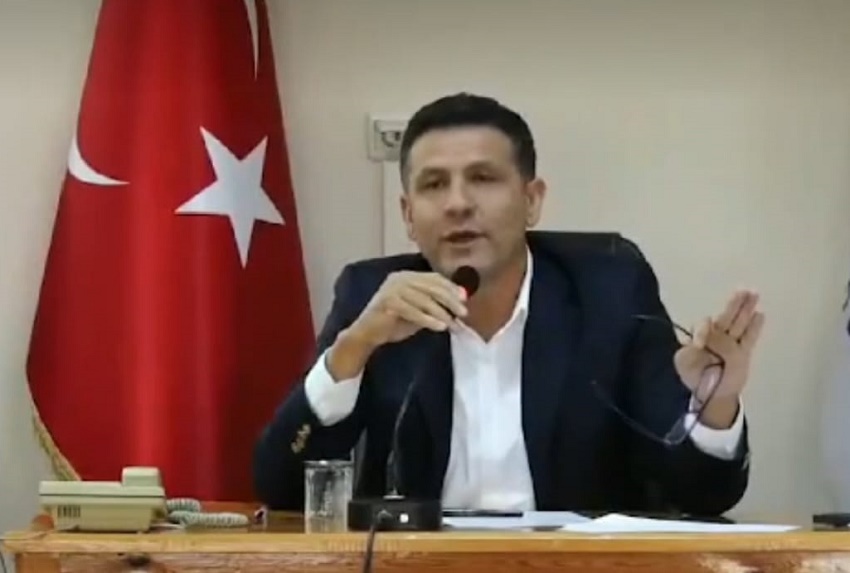 CHP'Lİ MECLİS ÜYELERİ HAYVAN BARINAĞINA ALINACAK PİKABI REDETTİ