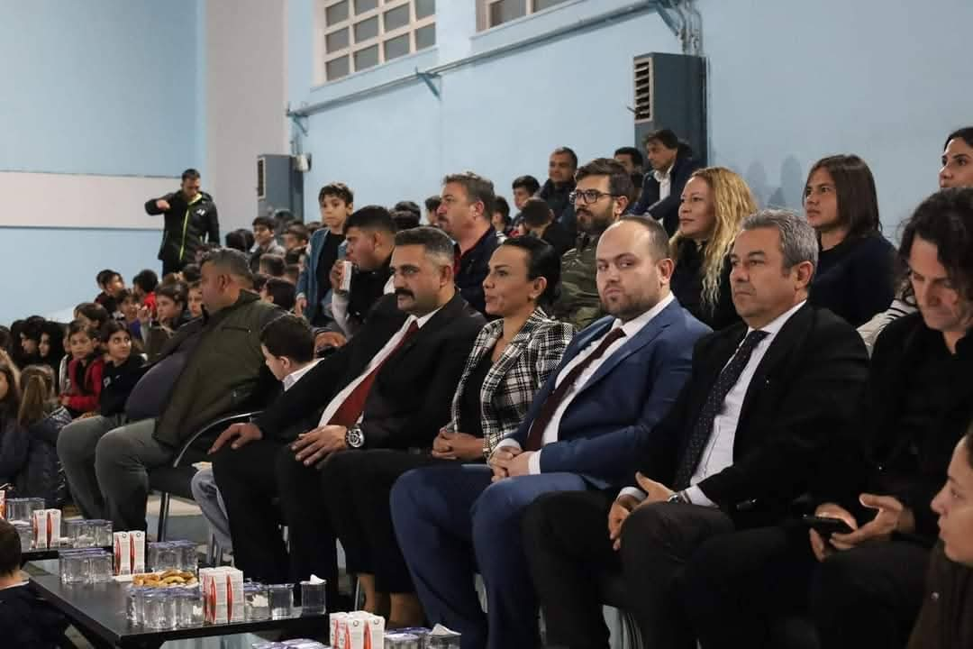 ÖĞRETMENLER GÜNÜNE ÖZEL VOLEYBOL TURNUVASININ ŞAMPİYONU BELLİ OLDU