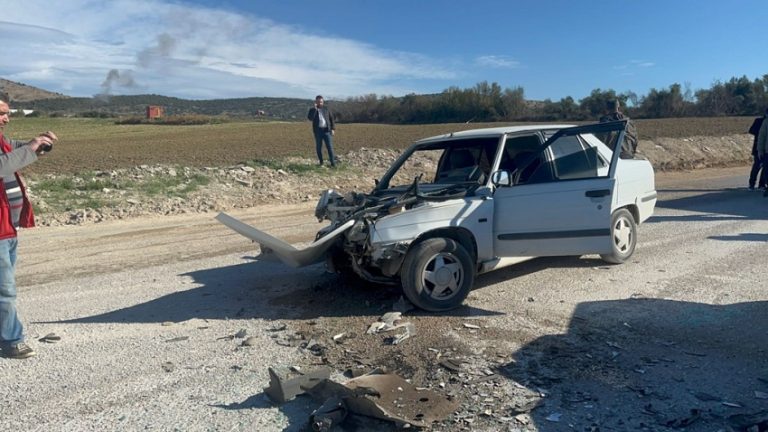 Organize Sanayi Bölgesinde Trafik Kazası 2 Kişi Yaralandı