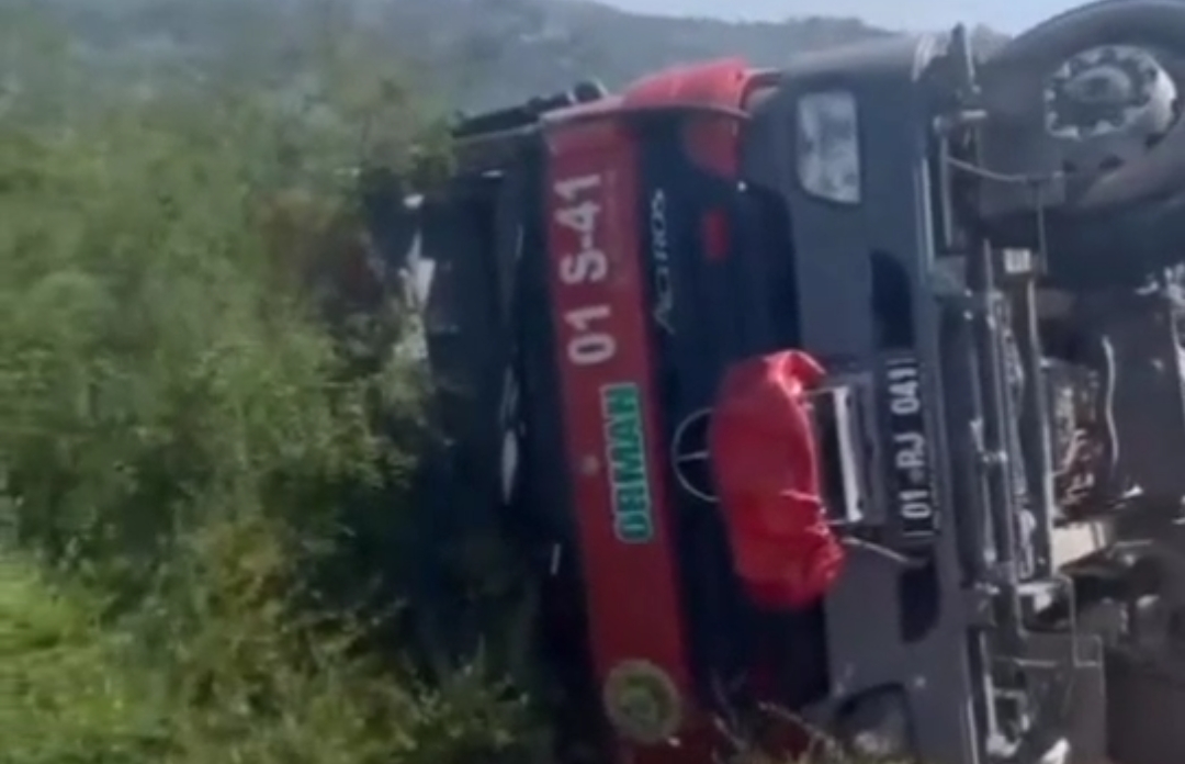 Kozan’da Yangına Giden Arazöz Devrildi: 2 Orman İşçisi Yaralandı Kozan’da Yangına Giden Arazöz Devrildi: 2 Orman İşçisi Yaralandı