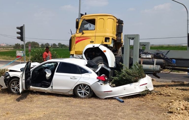 İmamoğlu’nda Zincirleme Trafik Kazası: 3 Yaralı