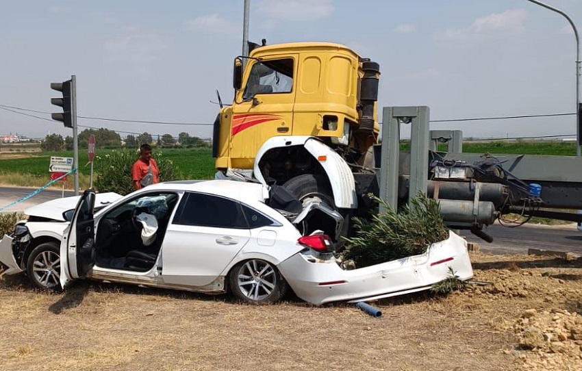 İmamoğlu’nda Zincirleme Trafik Kazası: 3 Yaralı