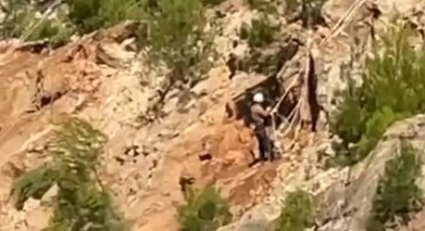 Saimbeyli Yolunda Kaya Temizliği: Feci Kazanın Ardından Önlem