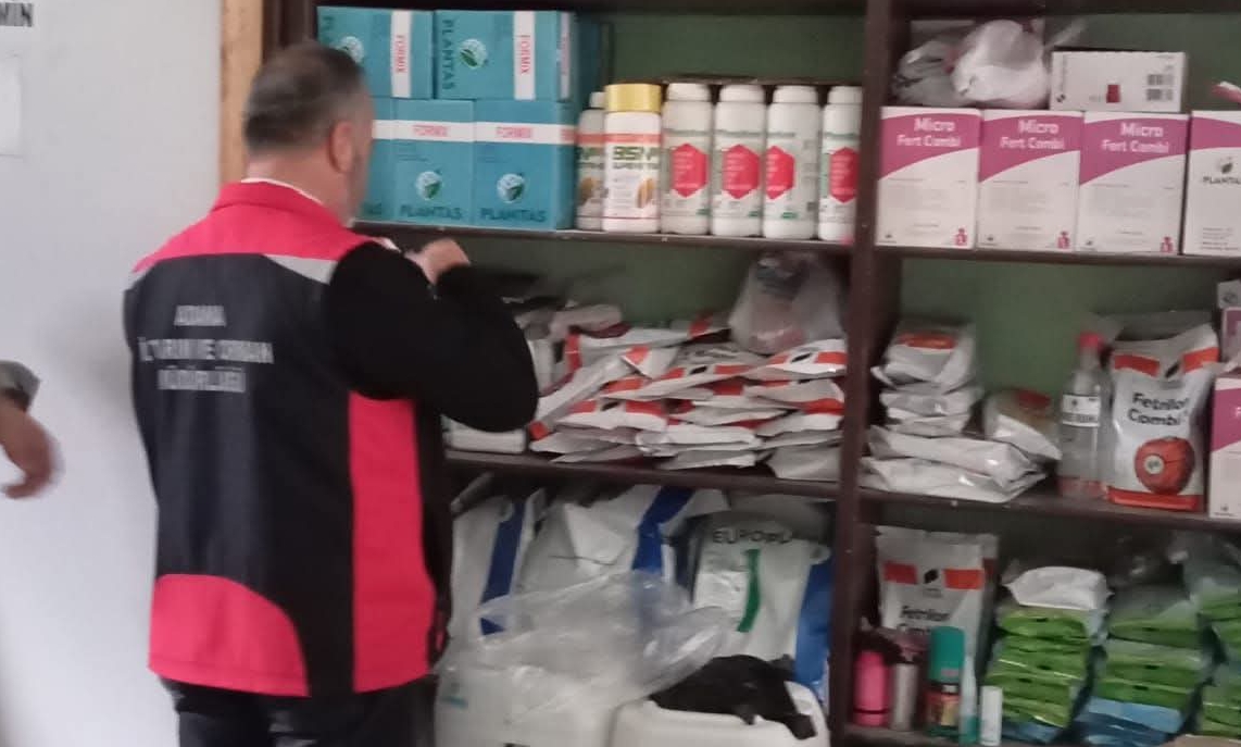 KOZAN’DA GÜBRE DENETİMLERİ ARALIKSIZ DEVAM EDİYOR