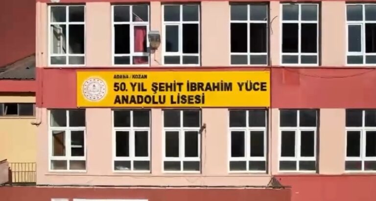 KOZAN’DA BİR EĞİTİM ÇINARI’NA HÜZÜNLÜ VEDA