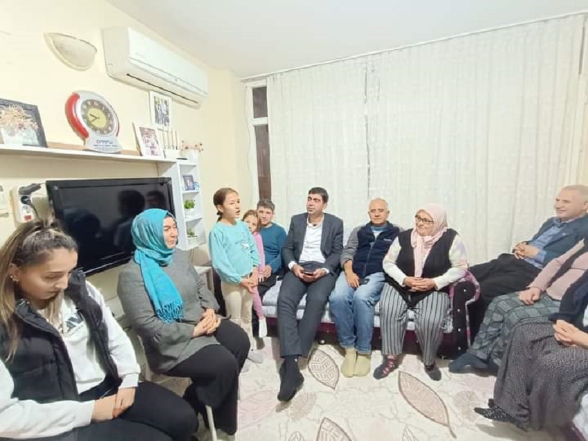 Gürdal Topal  Sıkılmadık El Girilmedik Gönül Bırakmıyor