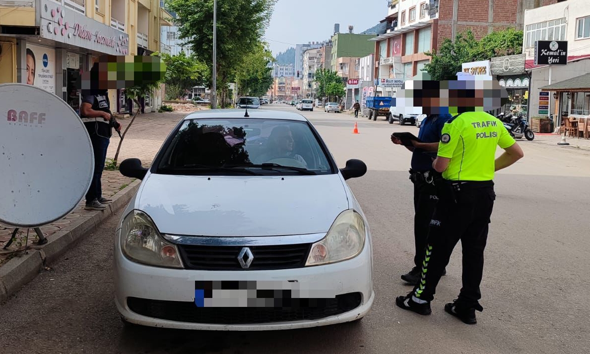 KOZAN'DA GÜVENLİK UYGULAMALARI DEVAM EDİYOR: SUÇ VE SUÇLULARA GEÇİT YOK