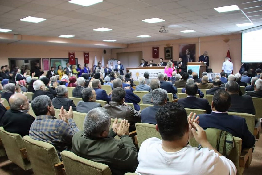 AK Parti Kozan İlçe Danışma Meclisi Toplantısı gerçekleştirildi.