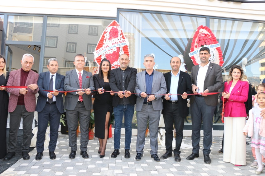 Açelya Store'dan Görkemli Açılış