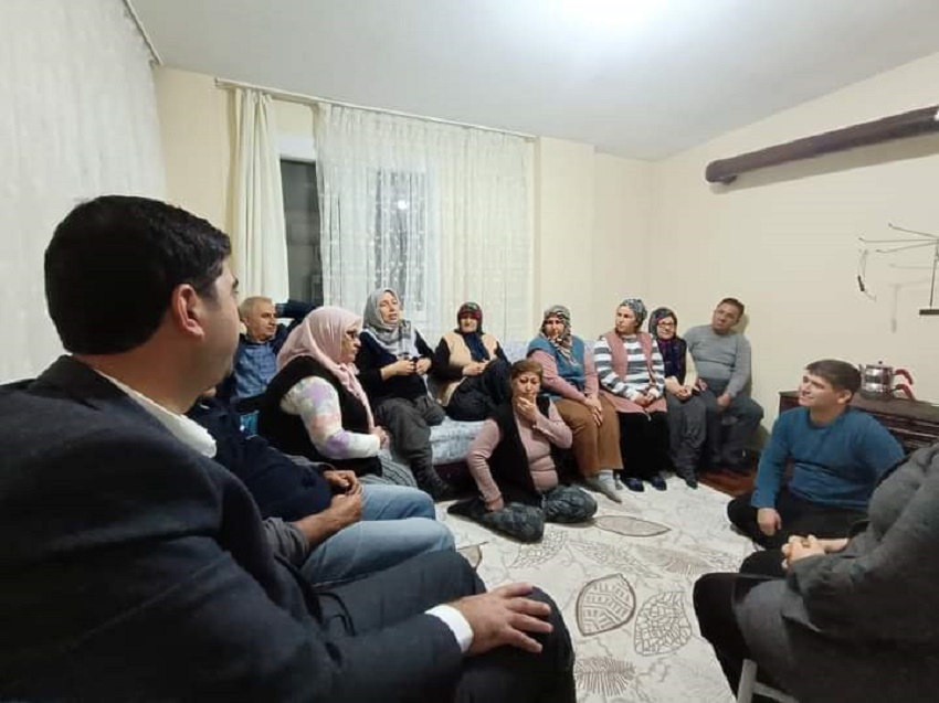 Gürdal Topal  Sıkılmadık El Girilmedik Gönül Bırakmıyor