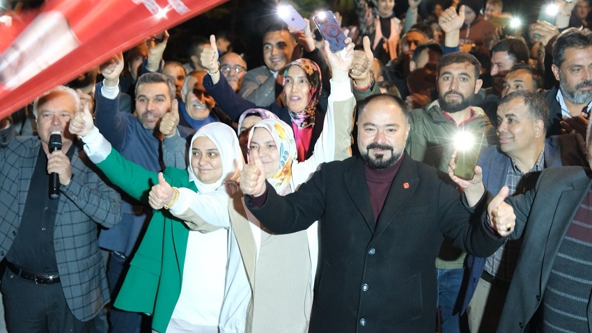 ABDULLAH BAYSAL'IN EV TOPLANTISI MİTİNGE DÖNÜŞTÜ