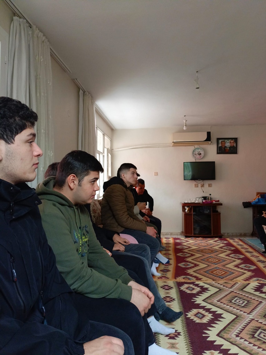 Türkiye Gençlik Vakfı Kozan İlçe Temsilciliğinden Şehit Aileleri Ziyareti