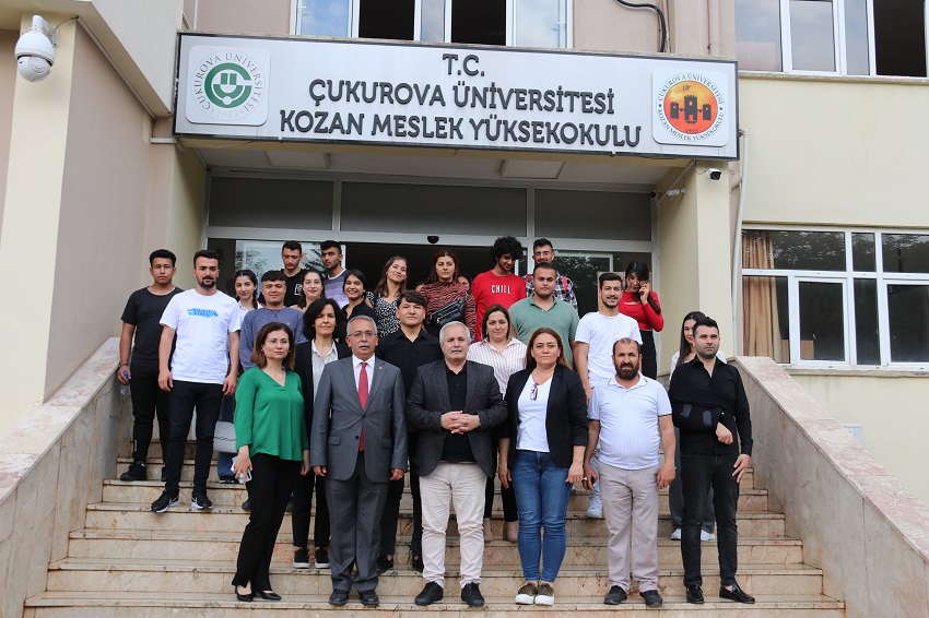 Başkan Özgan Üniversite öğrencileri ile söyleşi yaptı