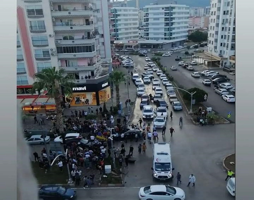 Trafik Kazasında 2 Kişi Yaralandı
