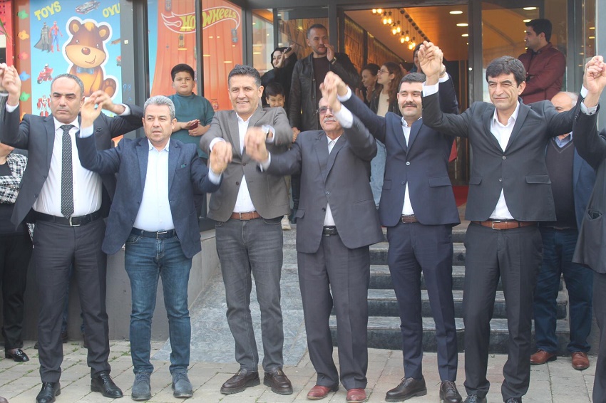 MHP Kozan İlçe Teşkilatı Kahvaltıda Bir Araya Geldi