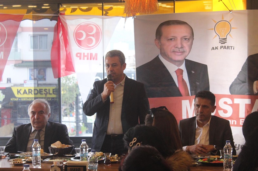 MHP Kozan İlçe Teşkilatı Kahvaltıda Bir Araya Geldi