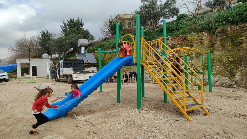 Işıklı Mahallesi'ne Çocuk Parkı