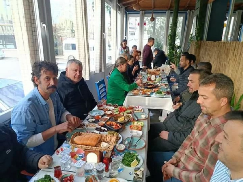 KÖKYILDIRIM'DAN BASIN MENSUPLARINA KAHVALTI