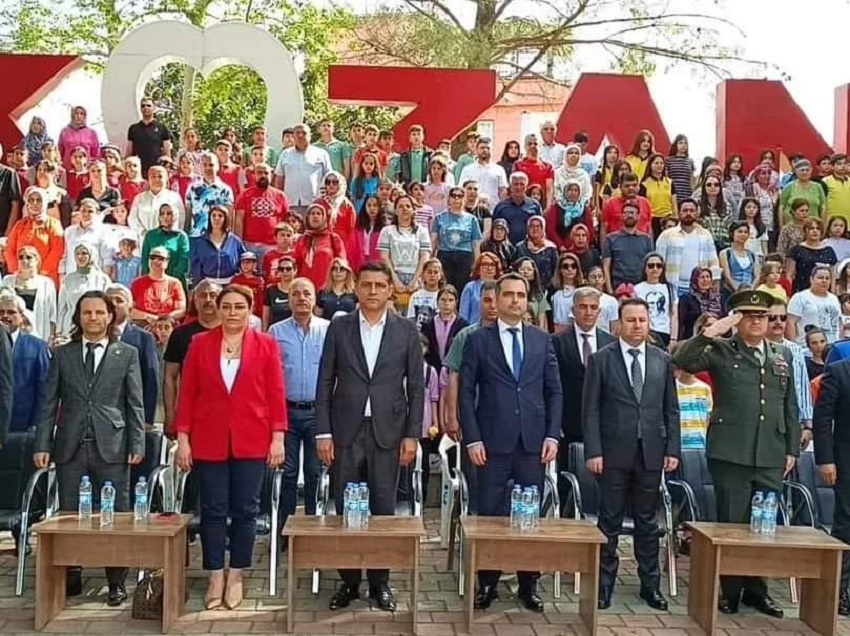 Kozan'da 23 Nisan Coşkusu