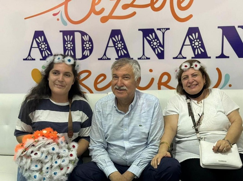 Başkan Zeydan Karalar, Lezzet Festivali’nin 3. gününde stantları gezdi