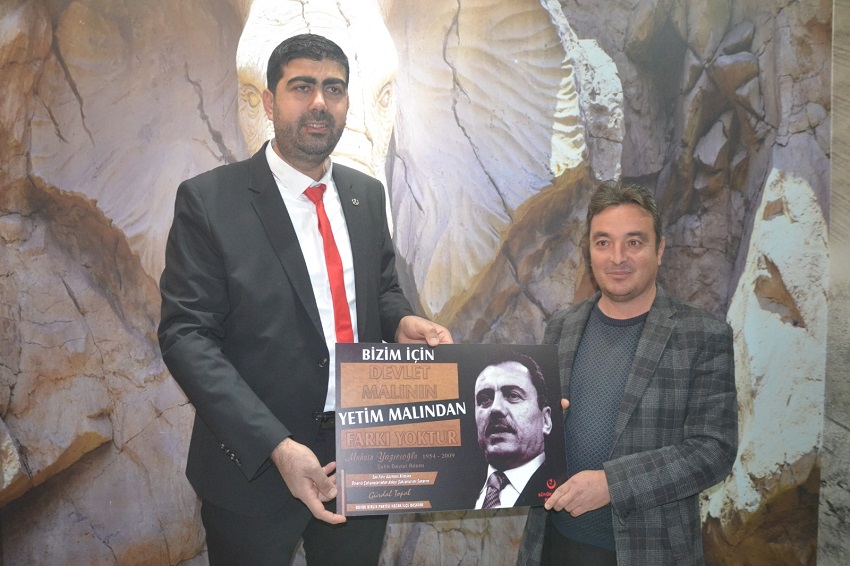 GÜRDAL TOPAL, GAZETECİLERLE YEMEKTE BULUŞTU