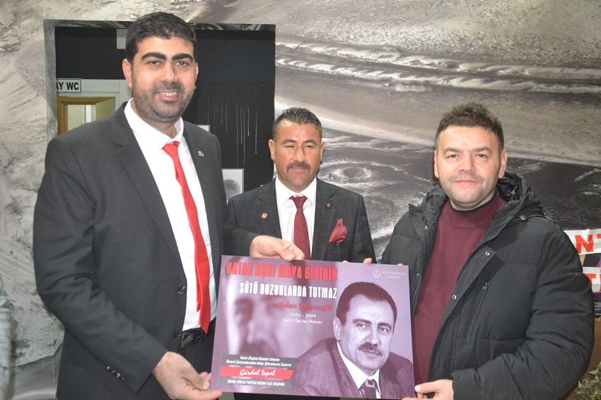 GÜRDAL TOPAL, GAZETECİLERLE YEMEKTE BULUŞTU