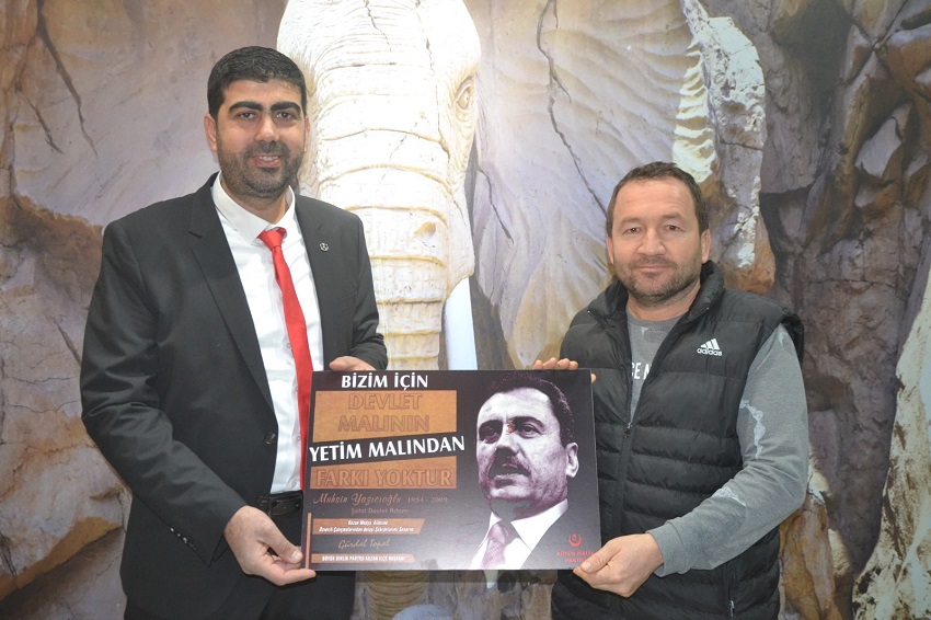 GÜRDAL TOPAL, GAZETECİLERLE YEMEKTE BULUŞTU