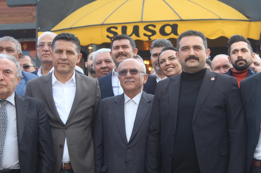 MHP Kozan İlçe Teşkilatı Kahvaltıda Bir Araya Geldi