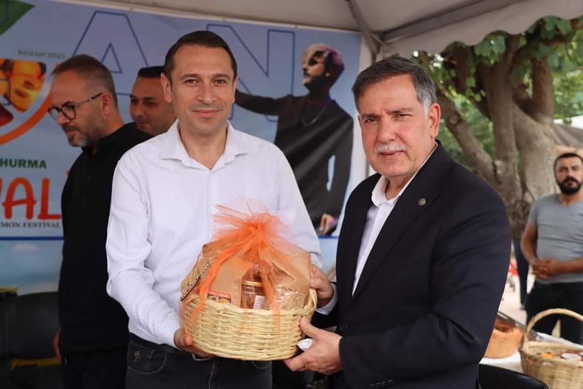 ADANALI VEKİLLER KOZAN BELEDİYESİ STANDINDALAR