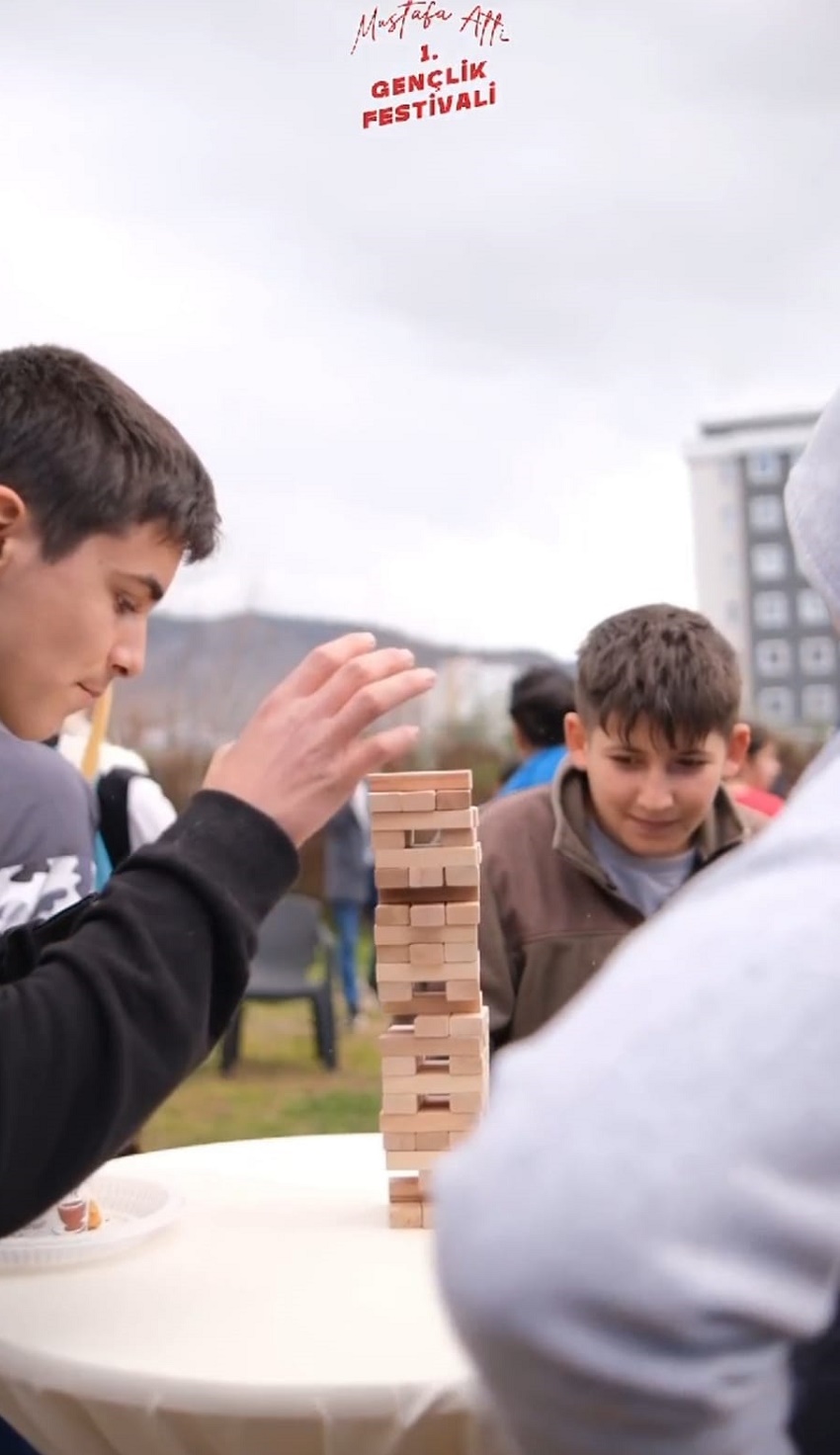 ATLI GENÇLİK FESTİVALİNDE GENÇLERLE BULUŞTU