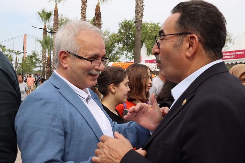 ADANALI VEKİLLER KOZAN BELEDİYESİ STANDINDALAR