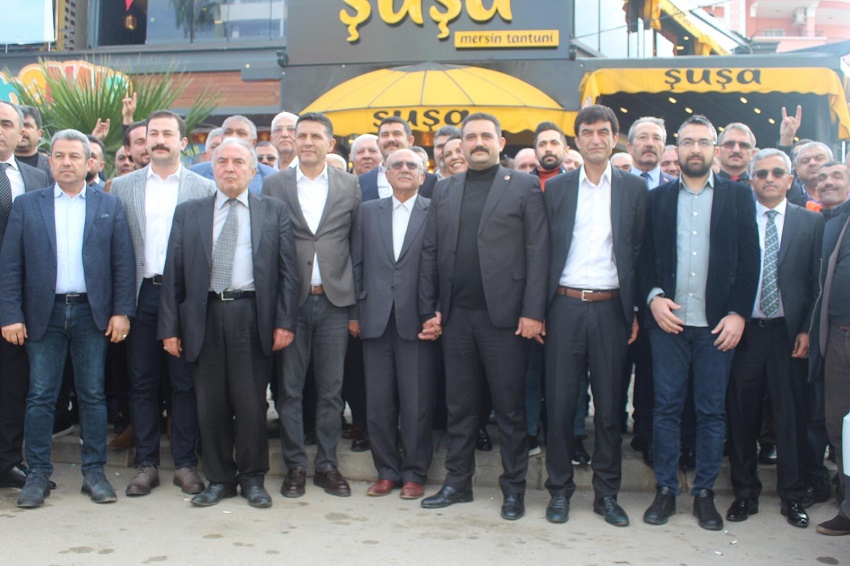 MHP Kozan İlçe Teşkilatı Kahvaltıda Bir Araya Geldi