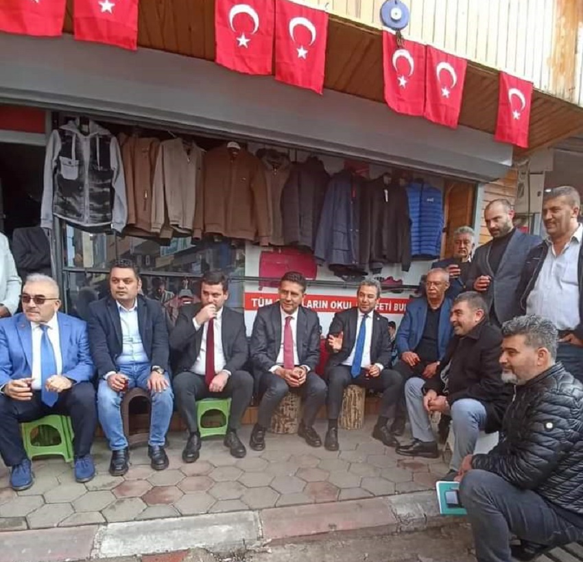 Milliyetçi Hareket Partisi Kozan Belediye Başkan Adayı Mustafa Atlı'ya Vatandaşlardan Yoğun İlgi