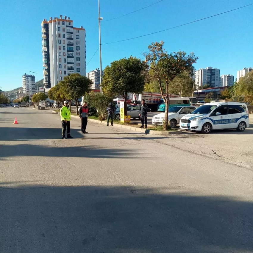 KOZAN İLÇE EMNİYET MÜDÜRLÜĞÜ UYGULAMALARI HIZLA DEVAM EDİYOR