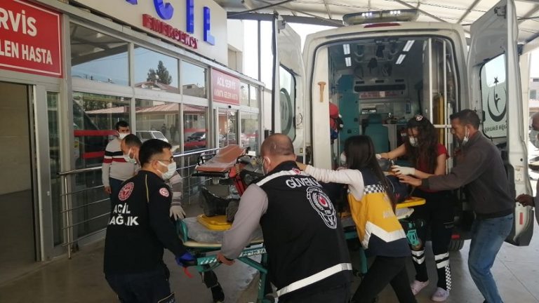 Kozan’da Jandarma Aracı ile Otomobil Çarpıştı 2 Şehit