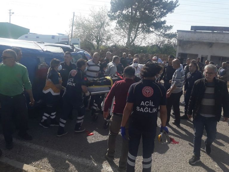 Kozan’da Jandarma Aracı ile Otomobil Çarpıştı 2 Şehit