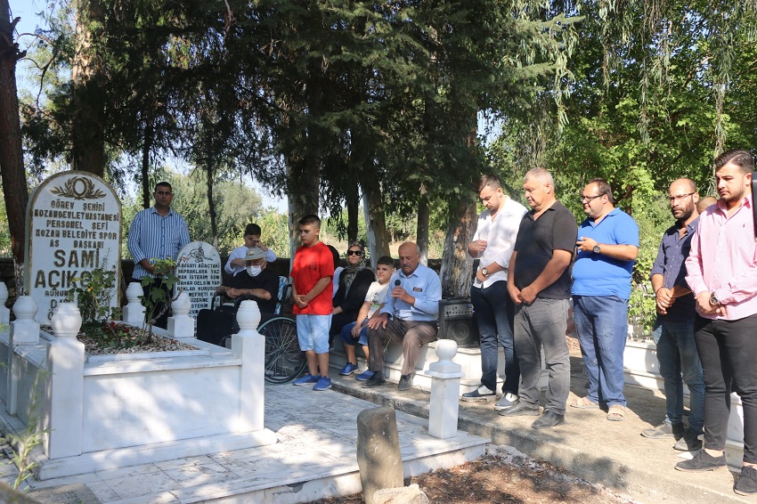 Kozan Spor Eski As Başkanı Sami Açıkgöz, Ölümünün 25. Yıl dönümünde anıldı.